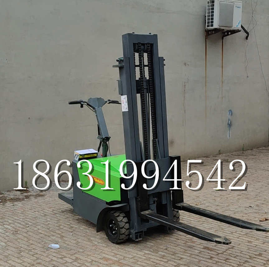 开原市优程全电动叉车插腿式堆高车液压装卸车1.5吨升高小型站驾式铲车